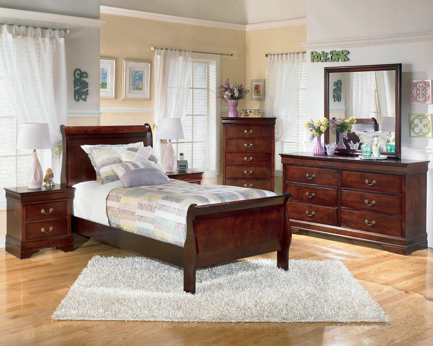 Alisdair Bedroom Set